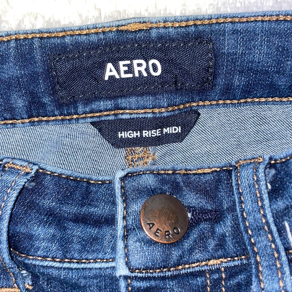 High Rise Shorts - Picture 3 of 3